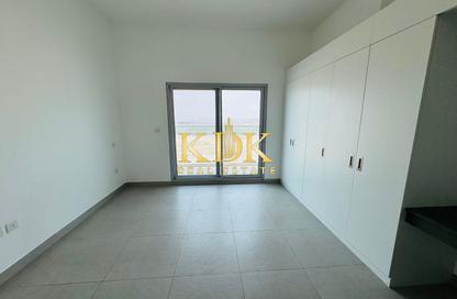 Apartment - Studio - 1 Bathroom for rent in Bella Rose - Dubai Science Park - Dubai