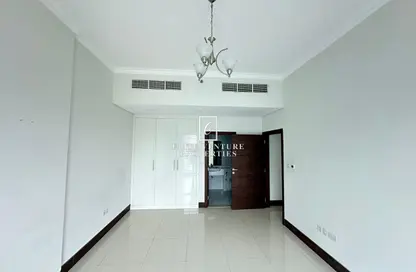 Apartment - 1 Bedroom - 2 Bathrooms for rent in Wembley Tower - Dubai Sports City - Dubai