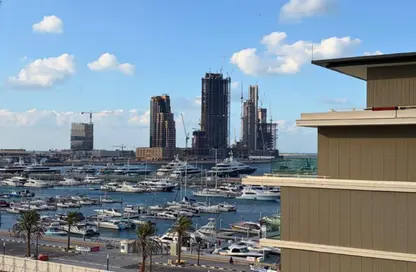 Apartment - 2 Bedrooms - 2 Bathrooms for rent in Seagate Building 3 - Seagate - Mina Rashid - Dubai