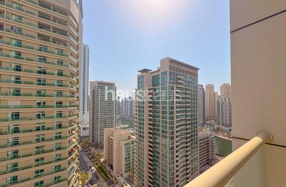 Apartment - 1 Bedroom - 2 Bathrooms for rent in West Avenue Tower - Dubai Marina - Dubai