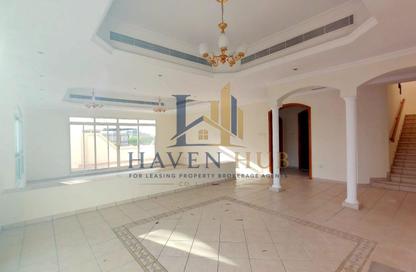 Villa - 4 - 6 for rent in Al Safa 2 - Al Safa - Dubai Villa - 4 - 6 for rent in Al Safa 2 - Al Safa - Dubai