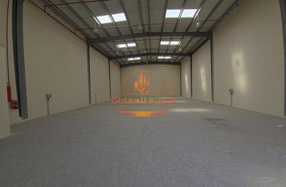 Warehouse - Studio - 1 Bathroom for rent in Al Jlail - Al Sajaa - Sharjah