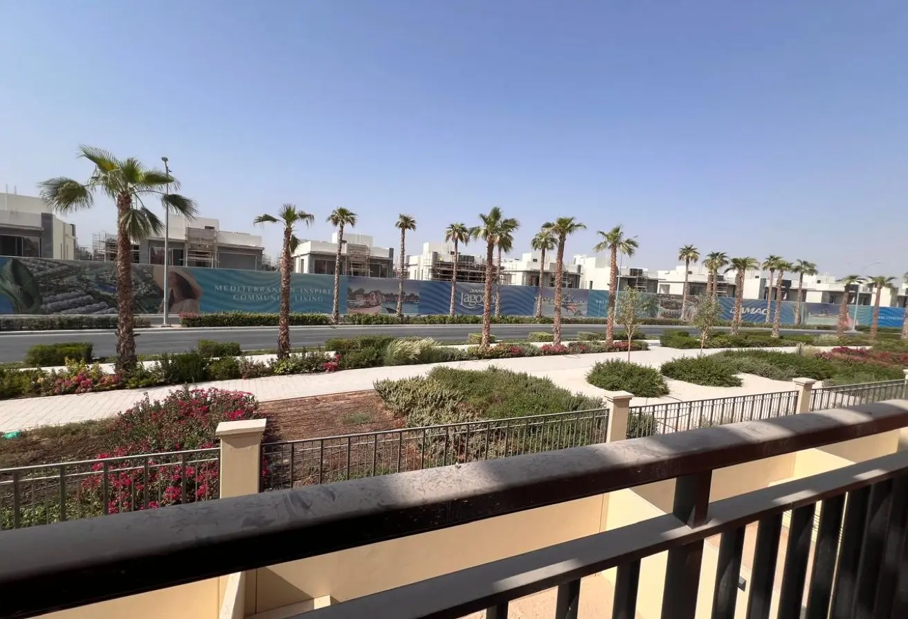 156033599 - Property Main Image
