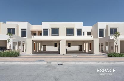 تاون هاوس - 3 غرف نوم - 4 حمامات للايجار في حياة تاون هاوسز 1 - حياة تاون هاوس - تاون سكوير - دبي