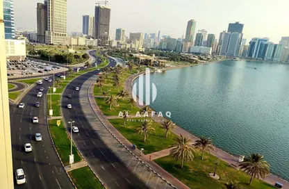 شقة - 4 غرف نوم - 5 حمامات للايجار في المجاز 1 - المجاز - الشارقة