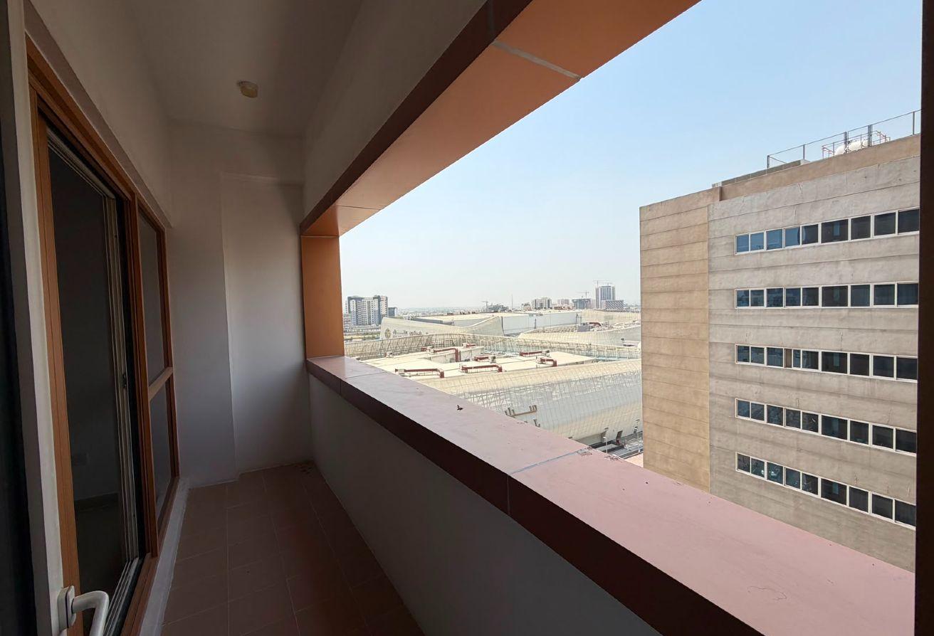 Open-plan 1BR | ASB Tower | Balcony with City Vie photo 10