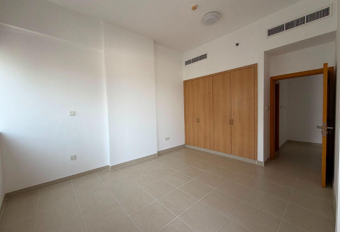Open-plan 1BR | ASB Tower | Balcony with City Vie photo 7