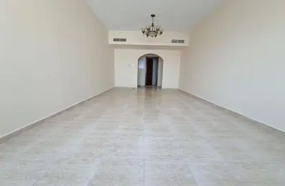 Apartment - 2 Bedrooms - 3 Bathrooms for rent in New Al Taawun Road - Al Taawun - Sharjah
