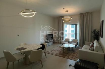 Apartment - 2 - 3 for rent in Views A - Yas Golf Collection - Yas Island - Abu Dhabi
