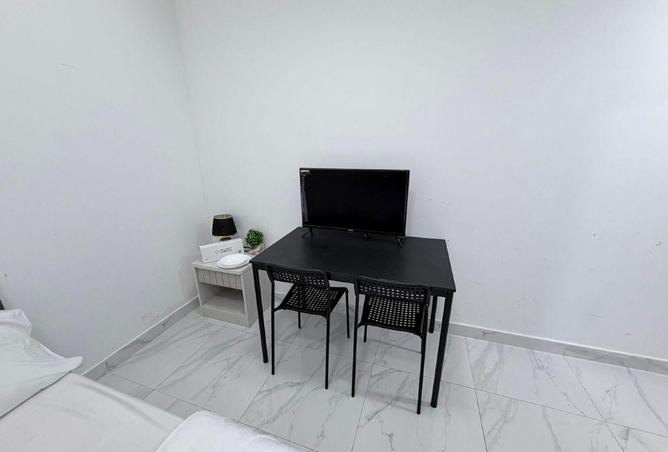 94003040 - Property Image 3
