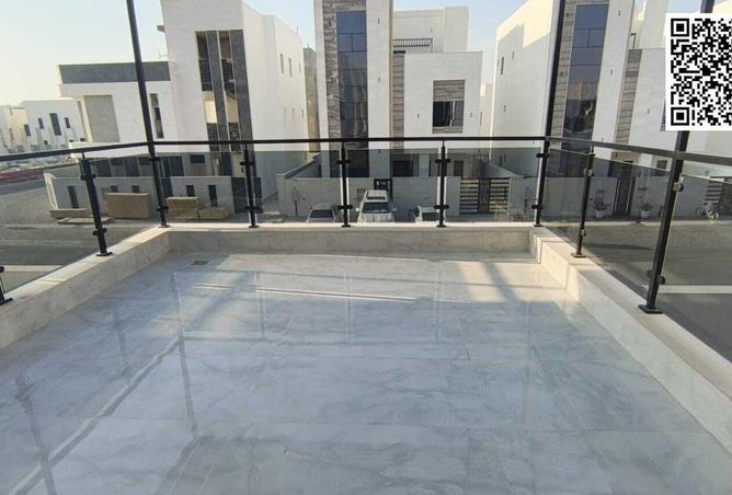 94021999 - Property Image 3