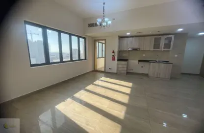 Apartment - 1 Bathroom for rent in Solaire 16 - Jumeirah Garden City - Al Satwa - Dubai