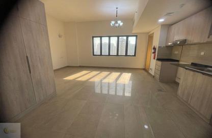 Apartment - Studio - 1 for rent in Solaire 16 - Jumeirah Garden City - Al Satwa - Dubai
