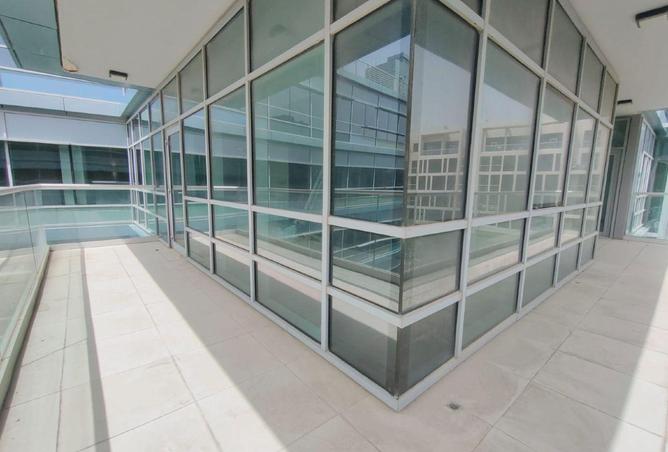 74233225 - صورة العقار 2