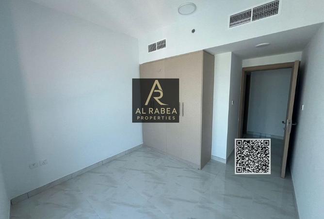 2OglKjHY3TE - Property Image 2