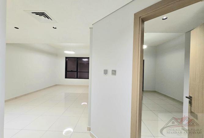 114615393 - Property Image 2