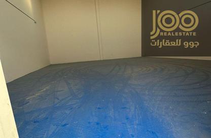 Warehouse - Studio for rent in Umm Al Thuoob - Umm Al Quwain