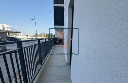 Apartment - 2 - 2 for sale in Waters Edge - Yas Island - Abu Dhabi