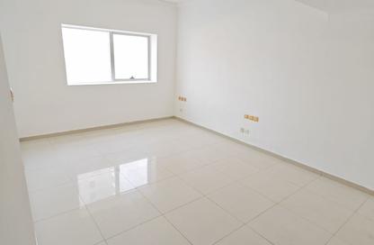 Apartment - Studio - 1 for rent in New Al Taawun Road - Al Taawun - Sharjah Apartment - Studio - 1 for rent in New Al Taawun Road - Al Taawun - Sharjah
