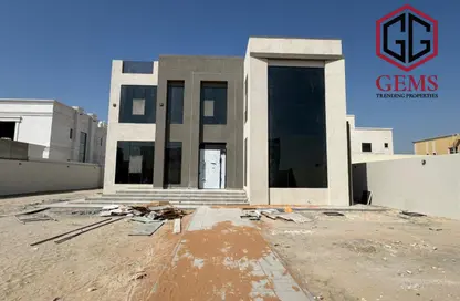 Villa - 4 Bedrooms - 5 Bathrooms for rent in Wadi Alshabak - Dubai
