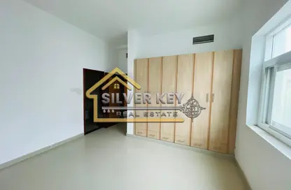 Apartment - 2 Bedrooms - 3 Bathrooms for rent in Bu Tina - Al Sharq - Sharjah