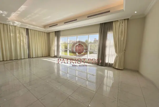 107304802 - Property Image 3