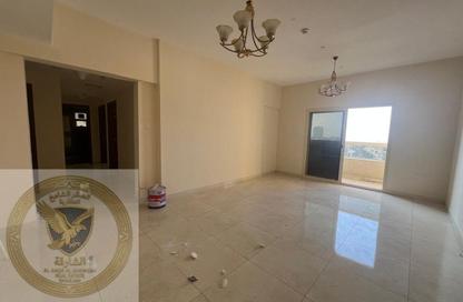 Apartment - 2 Bedrooms - 2 Bathrooms for rent in Al Khan Corniche - Al Khan - Sharjah