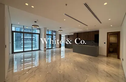 Apartment - 3 Bedrooms - 5 Bathrooms for rent in Royal Regency - Business Bay - Dubai