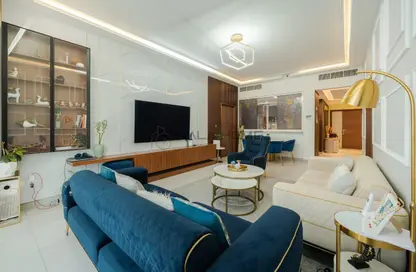 Apartment - 2 Bedrooms - 3 Bathrooms for sale in Park Gate Residence 3 - Park Gate Residences - Al Kifaf - Zabeel - Dubai