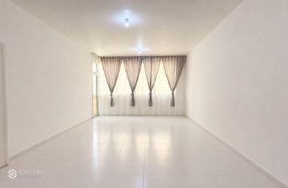 Apartment - 3 Bedrooms - 4 Bathrooms for rent in Al Khaili Building - Al Zahiyah - Abu Dhabi