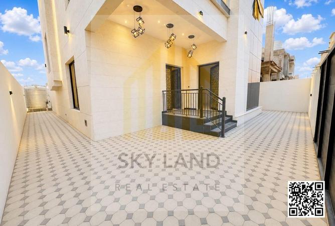 141025393 - Property Image 3