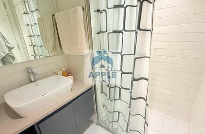 Apartment - Studio - 1 for rent in Muwailih Building - Muwaileh - Sharjah