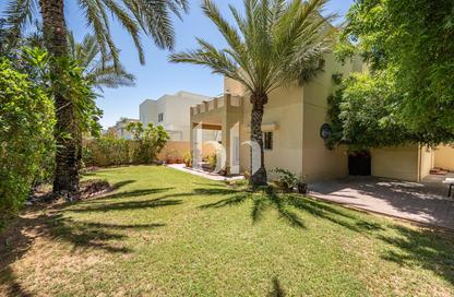 Villa - 3 Bedrooms - 3 Bathrooms for rent in Meadows 8 - Meadows - Dubai