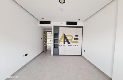 Apartment - 1 Bedroom - 2 Bathrooms for rent in Sarab 2 - Aljada - Sharjah Apartment - 1 Bedroom - 2 Bathrooms for rent in Sarab 2 - Aljada - Sharjah