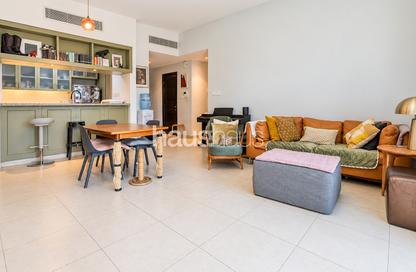 Apartment - 2 - 3 for sale in Travo Tower A - Travo - The Views - Dubai Apartment - 2 - 3 for sale in Travo Tower A - Travo - The Views - Dubai