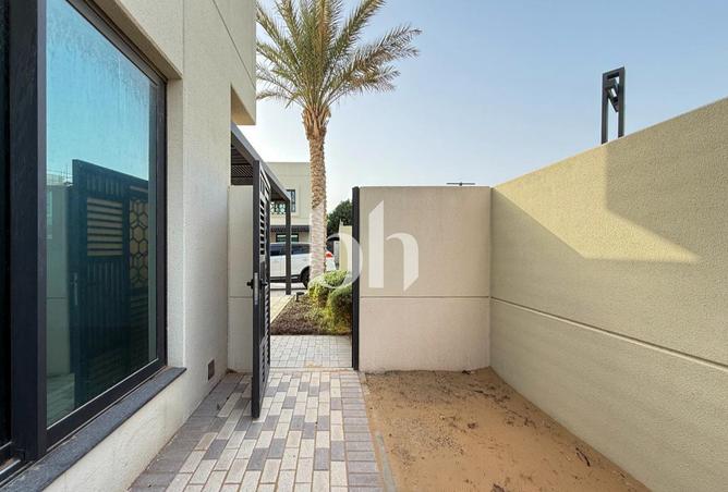 70679001 - Property Image 3