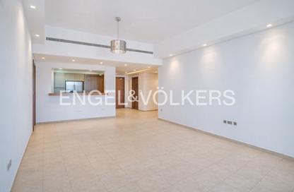 Apartment - 2 Bedrooms - 3 Bathrooms for rent in Marina Residences 3 - Marina Residences - Palm Jumeirah - Dubai