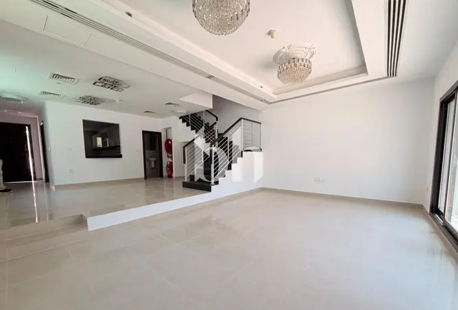 111849404 - Property Image 2