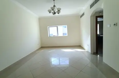 شقة - غرفة نوم - 2 حمامات للايجار في 5 فن - النهدة 2 - النهدة - دبي - دبي