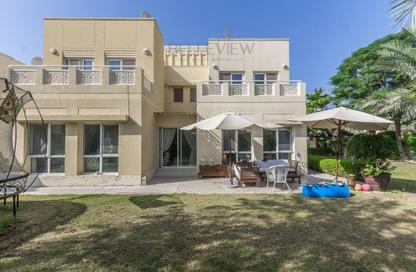 Villa - 4 - 4 for sale in Meadows 2 - Meadows - Dubai Villa - 4 - 4 for sale in Meadows 2 - Meadows - Dubai