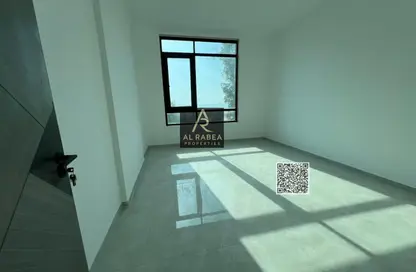 Apartment - 1 Bedroom - 1 Bathroom for rent in Corniche Tower - Ajman Corniche Road - Ajman