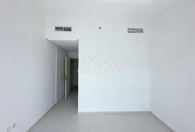 LARGE 3BR + MAID | SPACIOUS LAYOUT | BEST PRICE photo 2