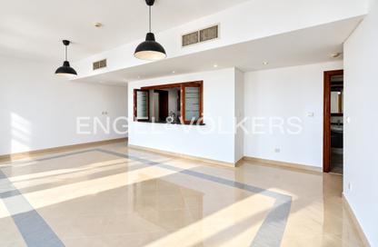 Apartment - 2 - 2 for rent in Golf Tower 1 - Golf Towers - The Views - Dubai