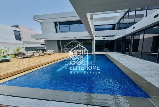 141928644 - Property Image 2