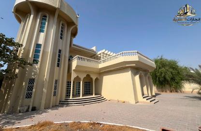 Villa - 5 Bedrooms - 7 Bathrooms for rent in Gate Tower 1 - Musheiref - Ajman