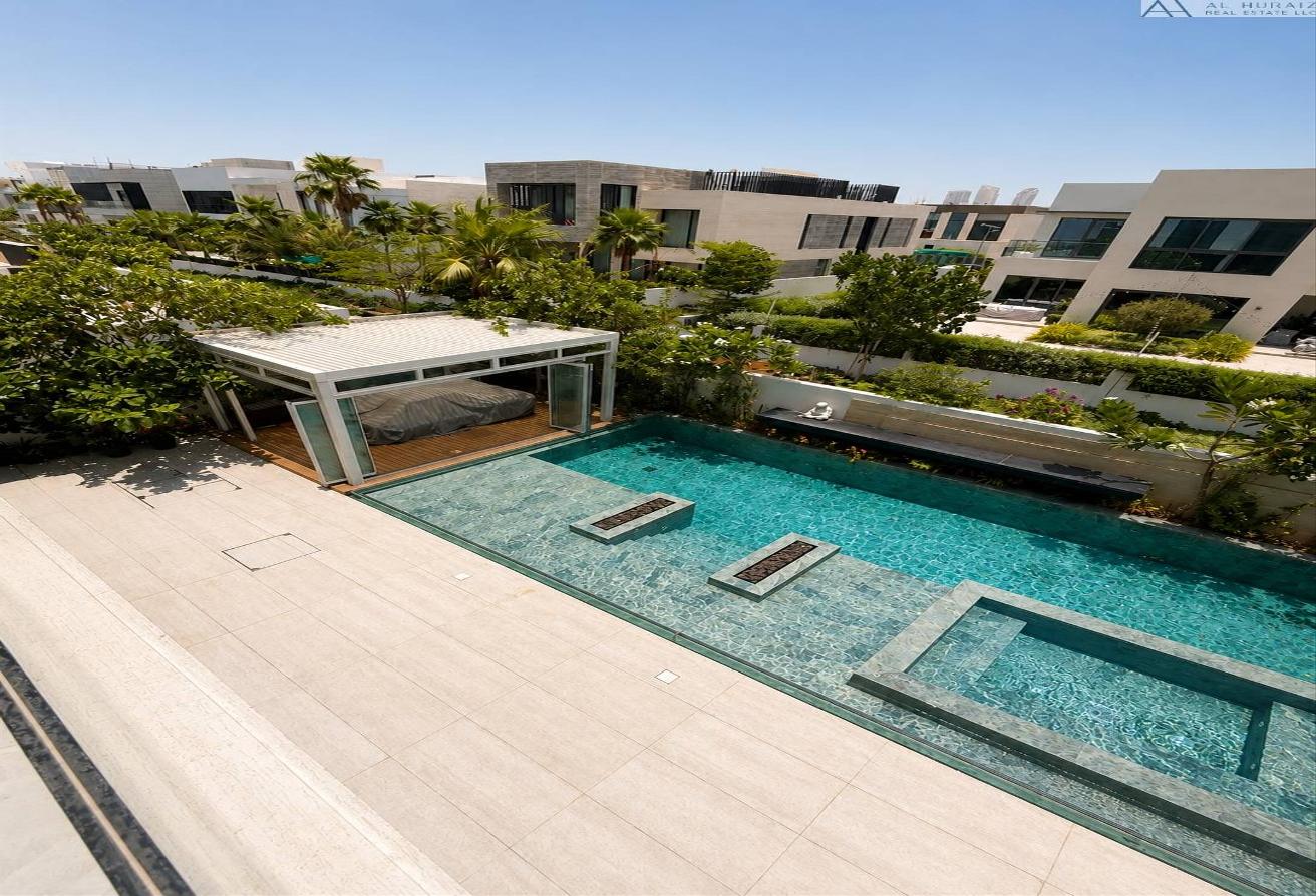 Private luxurious villa for rent in jumeirah park, Custom built, Upgraded photo 7