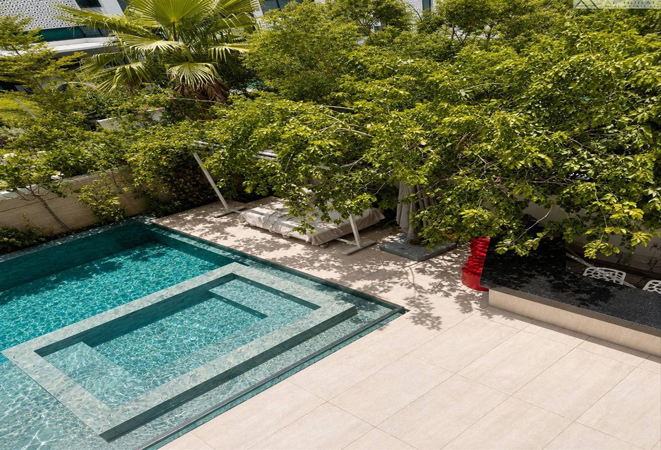 Private luxurious villa for rent in jumeirah park, Custom built, Upgraded photo 8