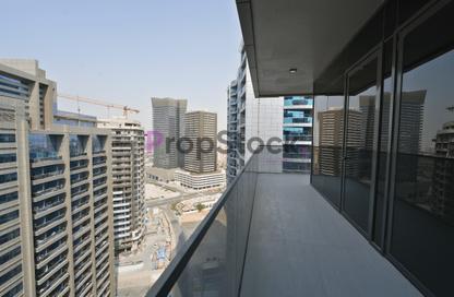 Apartment - 2 - 2 for sale in Amal Tower - Dubai Sports City - Dubai