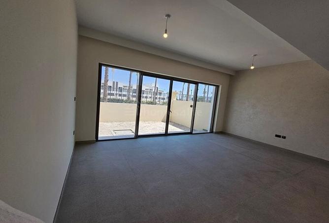 127007513 - Property Image 2