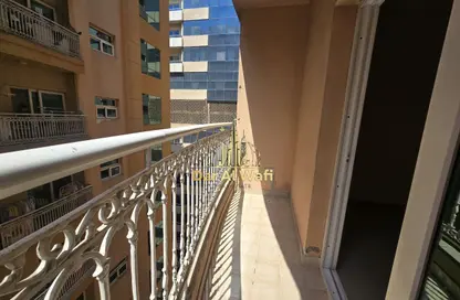 Apartment - 2 Bedrooms - 2 Bathrooms for rent in Al Nahda Residential Complex - Al Nahda - Sharjah Apartment - 2 Bedrooms - 2 Bathrooms for rent in Al Nahda Residential Complex - Al Nahda - Sharjah